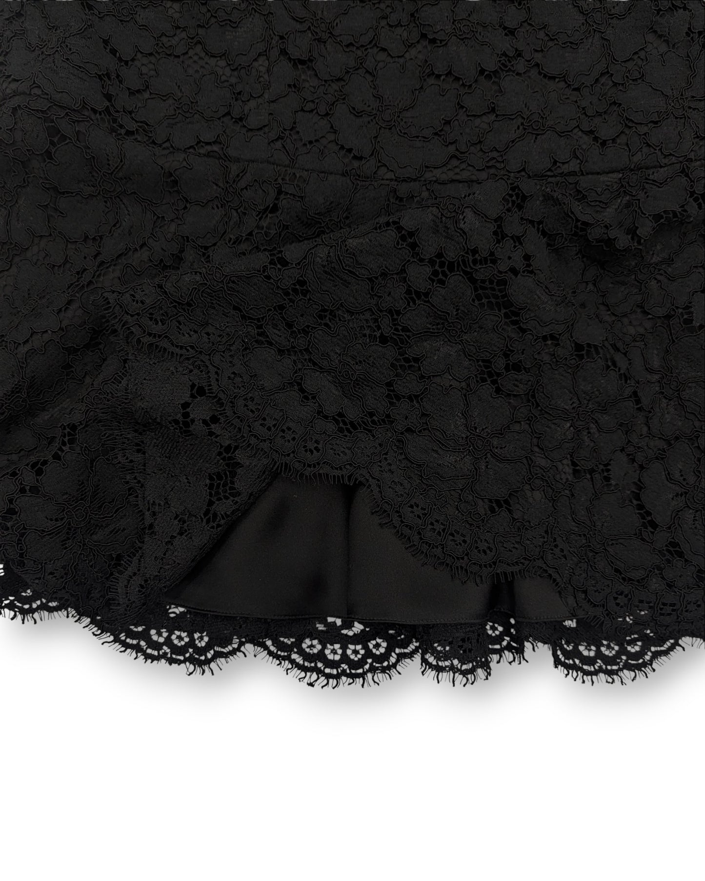 Soléne Fan Sleeve Midi Dress in Lace & Silk